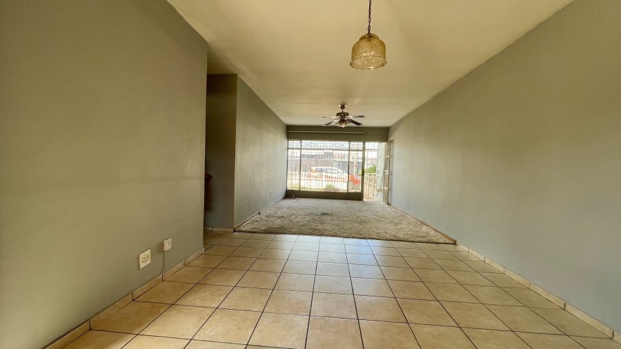 2 Bedroom Property for Sale in Flamwood North West